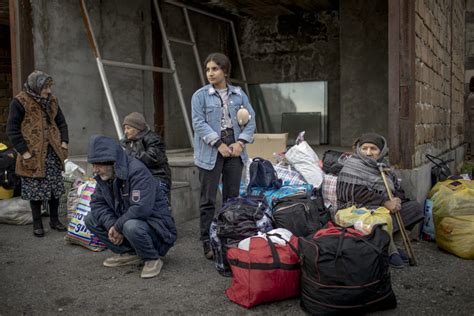 Video: Refugees from Nagorno.
